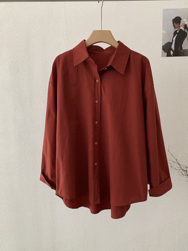 Ing galléros, egysoros záródás, hosszú ujjú, laza szabású, középméret hossz