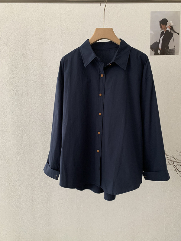 Ing galléros, egysoros záródás, hosszú ujjú, laza szabású, középméret hossz