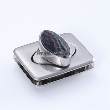 Női táskákhoz készült ötvözetből készült forgózár, resinbe ágyazott zár, testreszabható