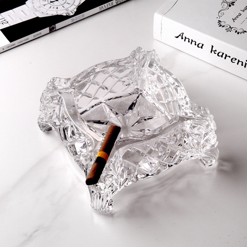 Cenusar de sticlă pentru țigări, stil european, marcă Flavinmci/Flaventz, fără logo, fără personalizare (Sticlă • Marca Flavinmci/Flaventz • Fără logo • Fără personalizare)