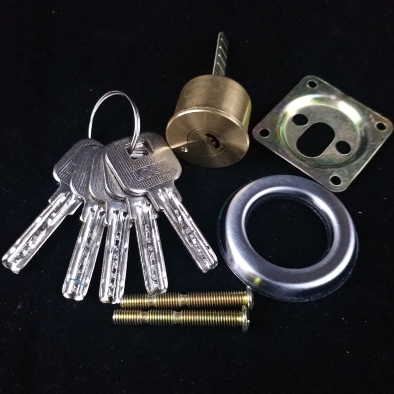 Vanjski cilindar za zaključavanje – model External lock head; Materijal: bakar; Primjena: vanjska vrata, garaža; Težina: 0.25 kg; Marca Ming Baocheng
