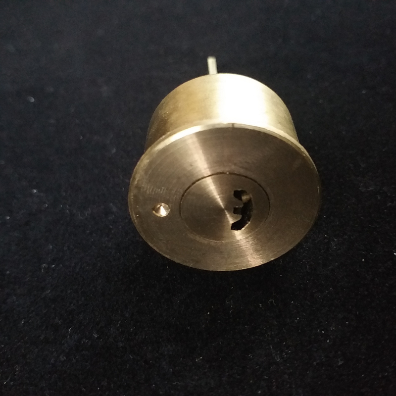 Vanjski cilindar za zaključavanje – model External lock head; Materijal: bakar; Primjena: vanjska vrata, garaža; Težina: 0.25 kg; Marca Ming Baocheng
