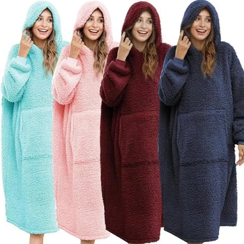 TV deka s kapuljačom i dvostrukim baršunom Sherpa, poliester, 500–800 g, nordijski zimski stil