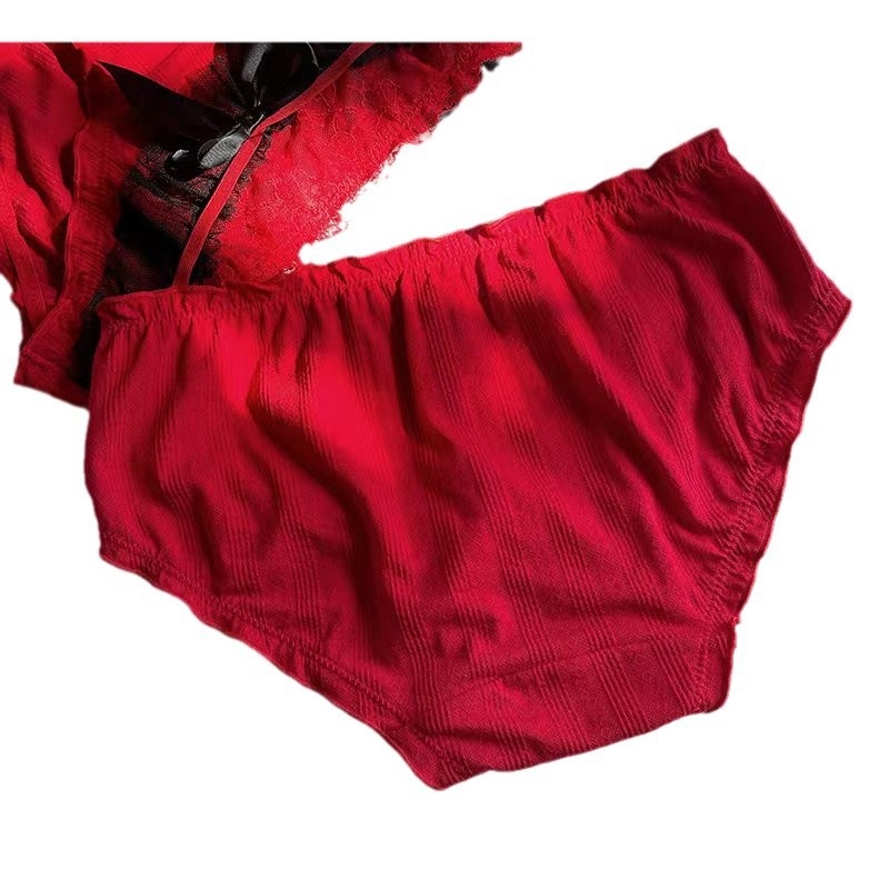 Chiloți damă din bumbac cu dantelă, talie medie, model uni; material principal 95–100% bumbac, căptușeală 95–100% bumbac