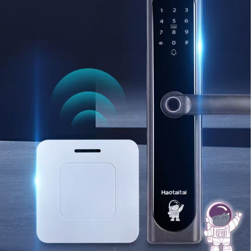 Έξυπνο κλειδί πόρτας με αναγνώριση δακτυλικού αποτυπώματος, κωδικό και κλειδί; 50 αποτυπώματα αποθηκευμένα; σάρωση 0,01 s; πάνω από 100000 ξεκλειδώσεις; τροφοδοσία DC