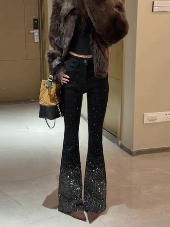 Magas derekú harang farmernadrág, denim pamut-stretch, kőmosott felülettel, enyhén bővülő, hosszú