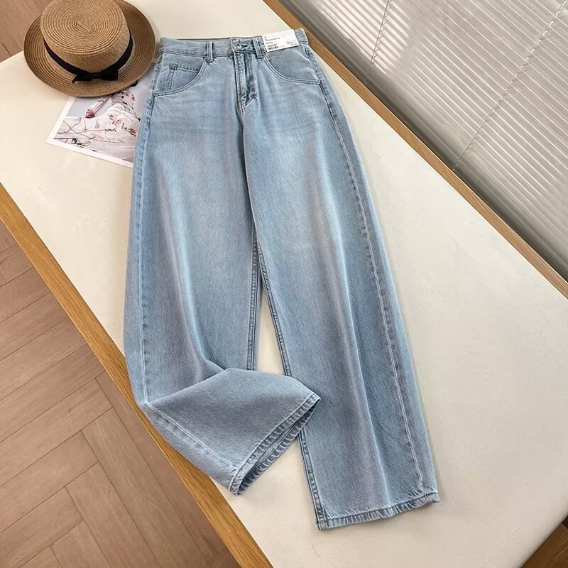 Traperice s visokim strukom, udoban kroj i široke nogavice, oprani denim, 90–95% pamuka