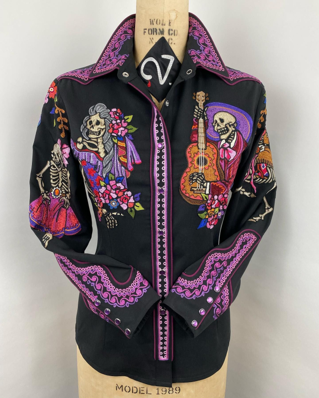 Женска блуза-поло с поло яка, дълги ръкави, тясна кройка, средна дължина, памучно-полиестерова смес с еластан, геометричен принт