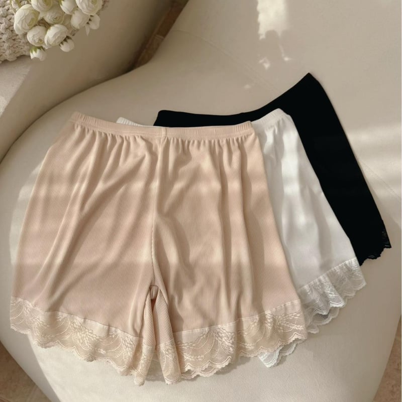 Ženske sigurnosne šorceve od ice silk s čipkom, prozračne, tanke, opuštenog kroja, Capri duljine