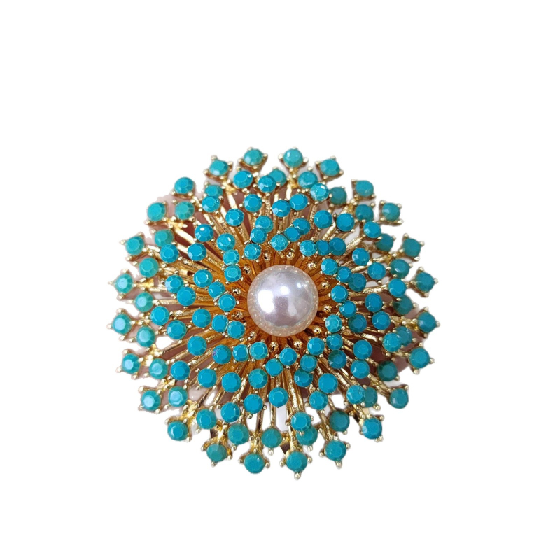 Broš, srednjovjekovni stil, oblik zvijezde/geometrijski oblik, cinkova zlitina, elektroplatiranje