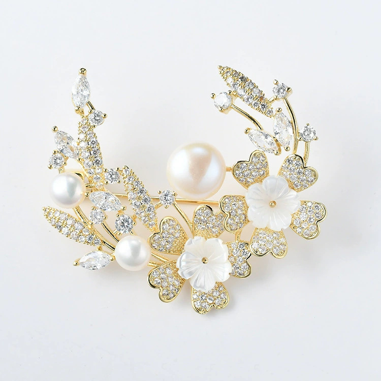 Καρφίτσα σε σχήμα λουλουδιού από χαλκό, επιχρυσωμένες τεχνητές πέτρες και μαργαριτάρι σε επένδυση, κατάλληλη για άνδρες και γυναίκες, απλό στυλ