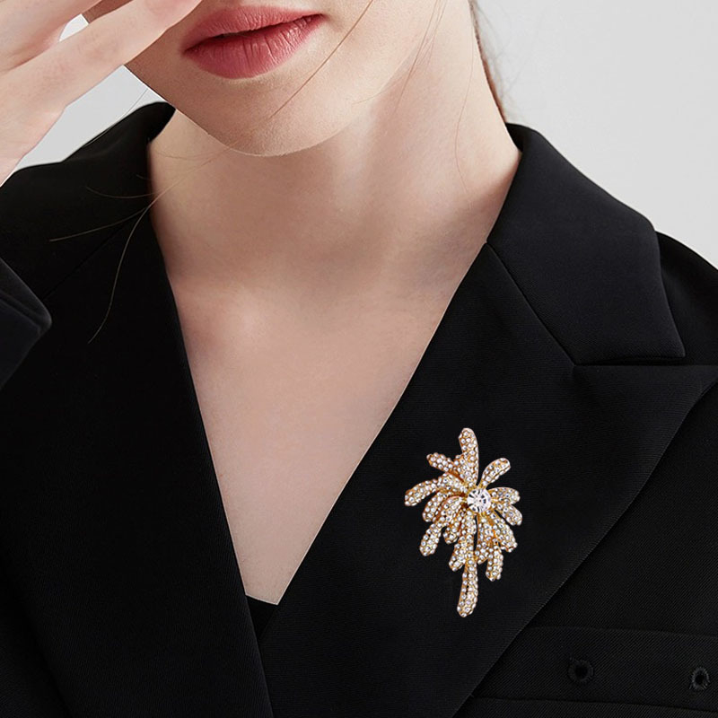 Broska inspirisana vatrometom, legura, cvjetno-geometrijski dizajn, elektroplatiranje, Novi kineski stil; memorialna, dekorativna i poklon.