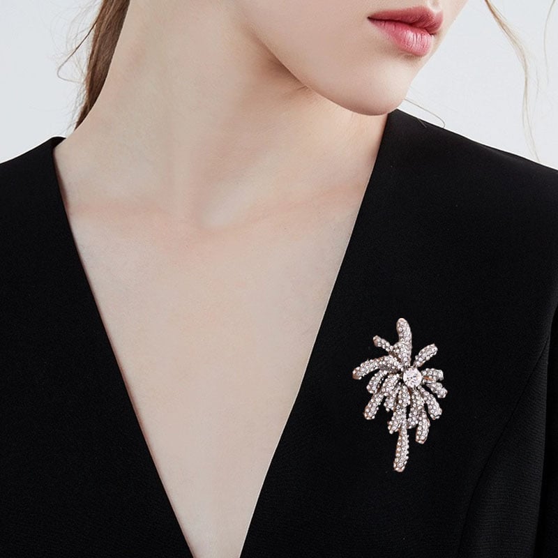 Broska inspirisana vatrometom, legura, cvjetno-geometrijski dizajn, elektroplatiranje, Novi kineski stil; memorialna, dekorativna i poklon.