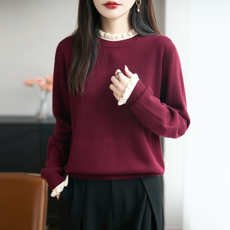 Pleteni džemper s kapuljačom i čipkanim ovratnikom, široki kroj, dugi rukavi, mješavina vune worsted i poliestera