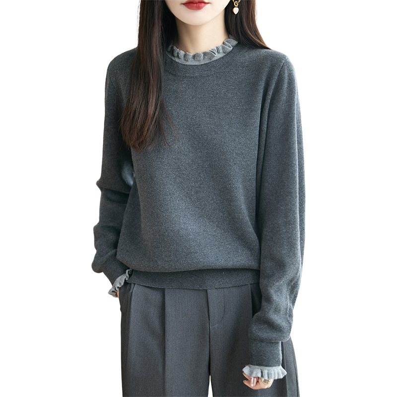 Pleteni džemper s kapuljačom i čipkanim ovratnikom, široki kroj, dugi rukavi, mješavina vune worsted i poliestera