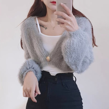 Mink velúr műszőr kardigán, laza szabású, V-nyakú, egygombos záródás