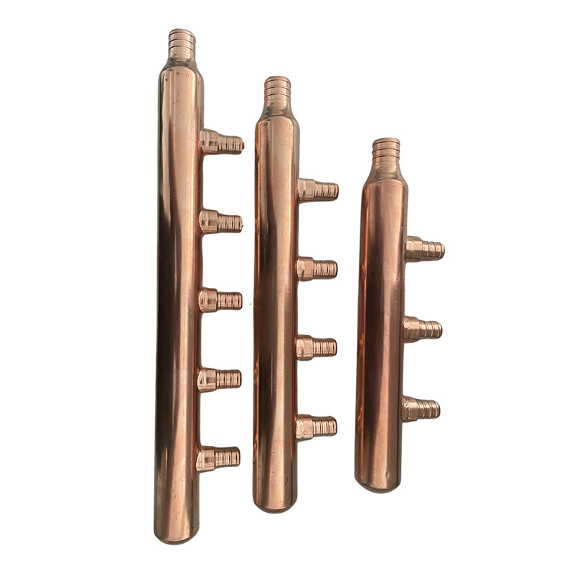 Meďový rozdeľovač podlahového vykurovania, model MFOCPEX, elektroplátovaný meď, pracovné médium: voda, prispôsobenie k dispozícii