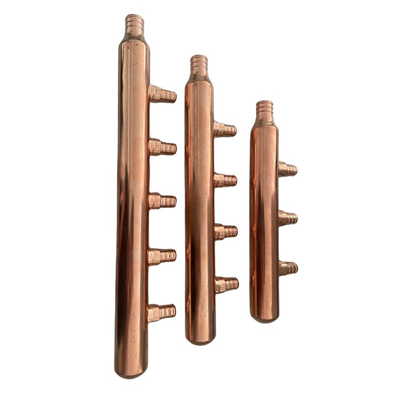 Meďový rozdeľovač podlahového vykurovania, model MFOCPEX, elektroplátovaný meď, pracovné médium: voda, prispôsobenie k dispozícii