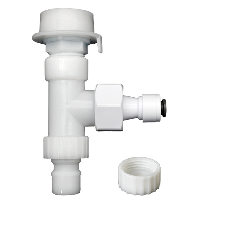 Kétcsatlakozós adapterrel ellátott háromágú vízbevezető Tee, műanyagból, matt felület, gyorscsatlakozás telepítés, ágcső átmérője 15 mm