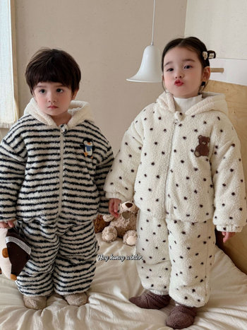 Set de pijamale pentru copii de iarnă, unisex, poliester 100%, menține căldura, vârsta 3–8 ani (100–140 cm), Iarna 2025