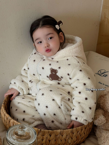 Set de pijamale pentru copii de iarnă, unisex, poliester 100%, menține căldura, vârsta 3–8 ani (100–140 cm), Iarna 2025