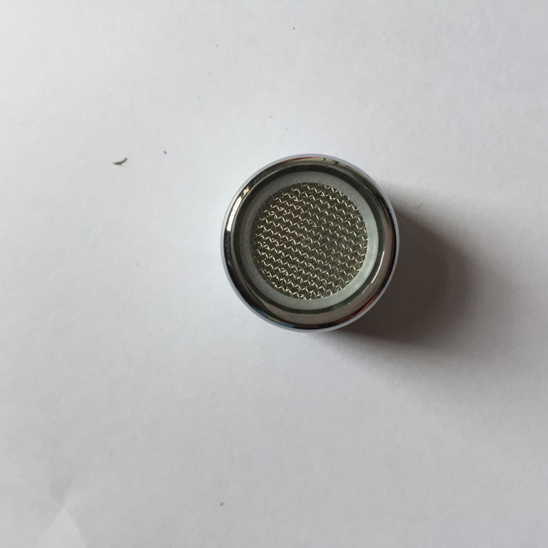 Metalni ventil za vodu za slavine – kromirani završetak; kompatibilan sa svim vrstama slavina; radna temperatura 1-45°C; model: 4-točkovni jednorezni rez