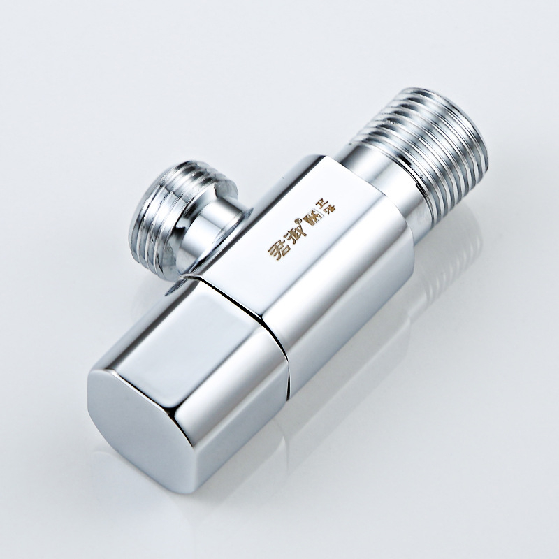 Mosadzny štvorcový a trojuholníkový uzatvárací ventil, zabudovaný do steny, prevádzkový tlak 0,8–1,2 MPa, Ø15 mm, model JY-63102