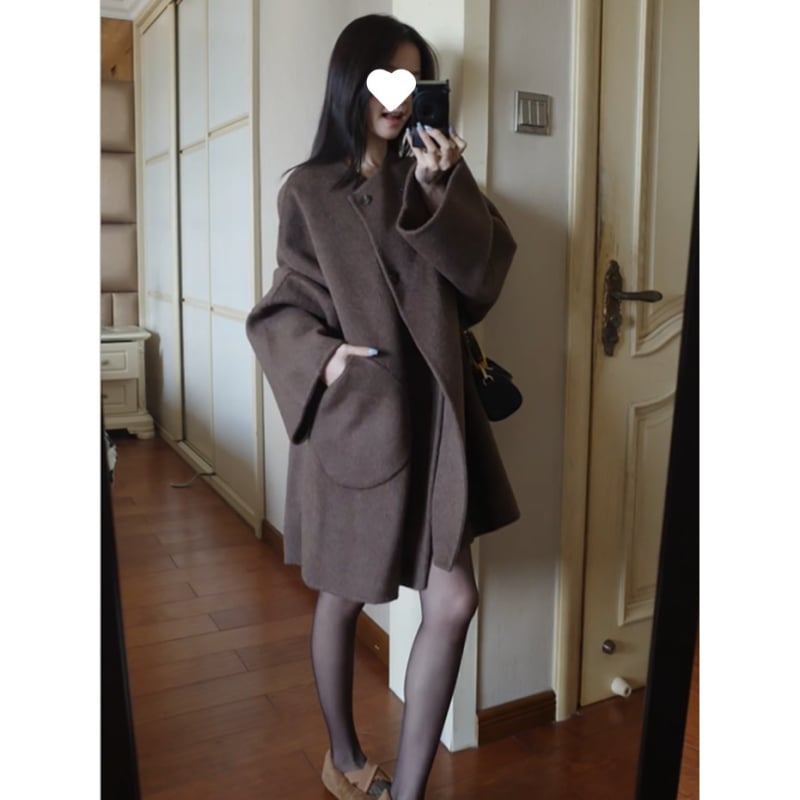 Ženski kaput od poliestera, korejskog stila, dojam starog novca, srednja duljina, uski kroj, polo ovratnik