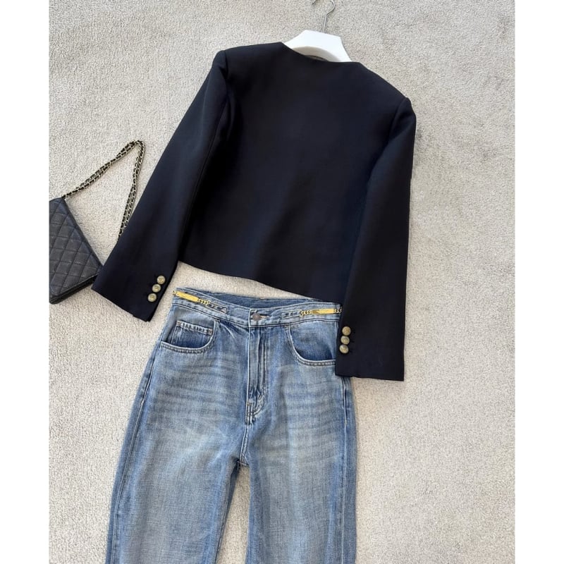 Boxy kratka jakna s retro metalnom kopčom, ženski, poliester, okrugli ovratnik, dugi rukavi, kopčanje na jednom redu