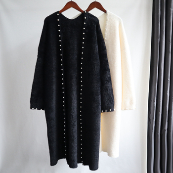 Dugi, široki kardigan od imitacijskog mink velura, debeli, V-izrez, dugi rukavi