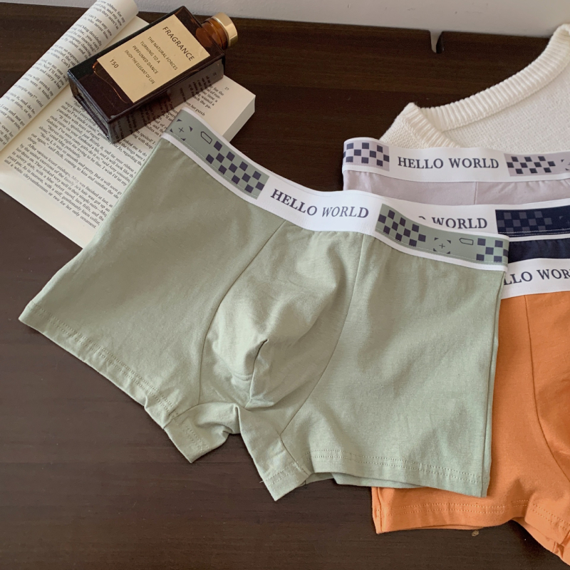 Boxeri bărbătești din bumbac, antibacterieni, talie medie, respirabili, tricotate — 90–95% bumbac, căptușeală în zona inghinală 100% bumbac