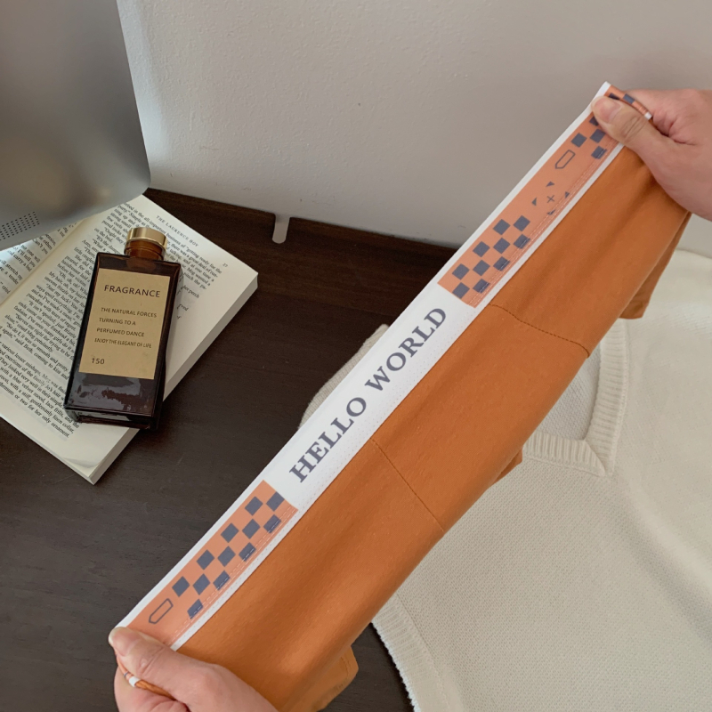 Boxeri bărbătești din bumbac, antibacterieni, talie medie, respirabili, tricotate — 90–95% bumbac, căptușeală în zona inghinală 100% bumbac