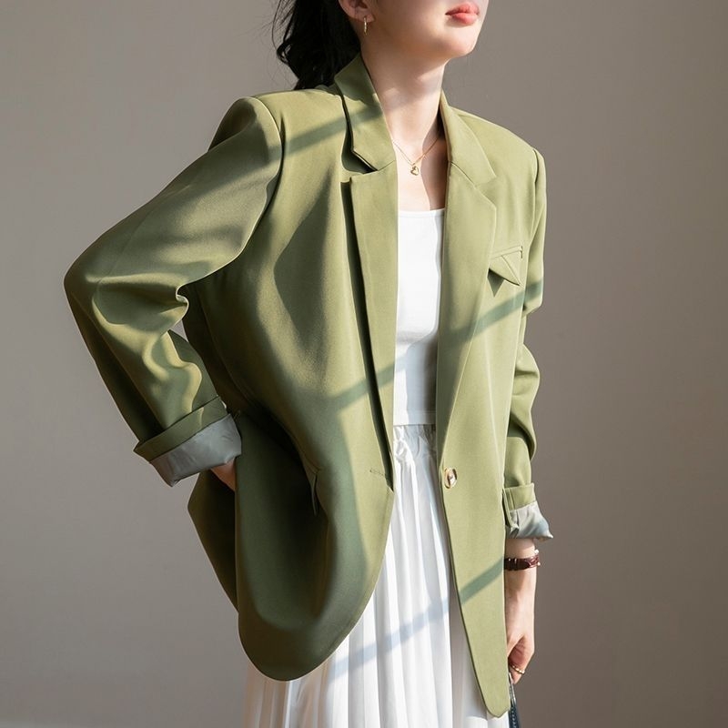 Costum feminin croială în formă de A, poliester, guler stand, fără mâneci, primăvara 2025