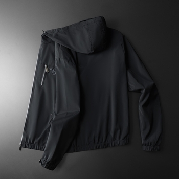 PU bőrdzseki - laza szabás, cipzáras záródás, cipzáros zsebek, poliészter bélés