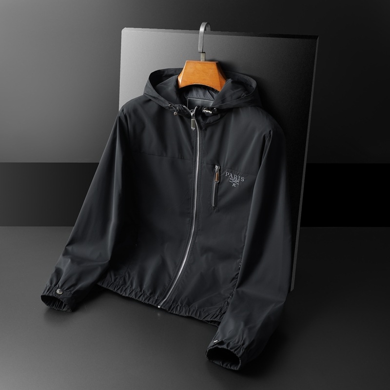 PU bőrdzseki - laza szabás, cipzáras záródás, cipzáros zsebek, poliészter bélés