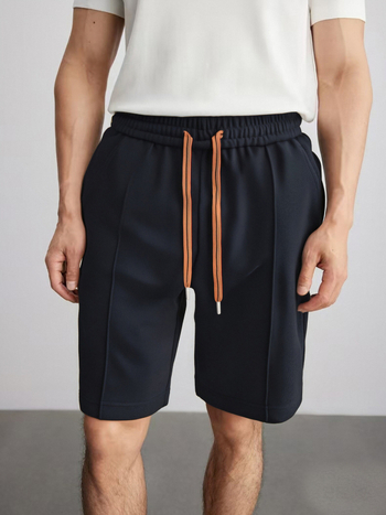 Férfi pamutkeverék rövidnadrág, 3/4 hosszú, elasztikus derékkal és húzózsinórral, laza szabású, háromdimenziós plisék