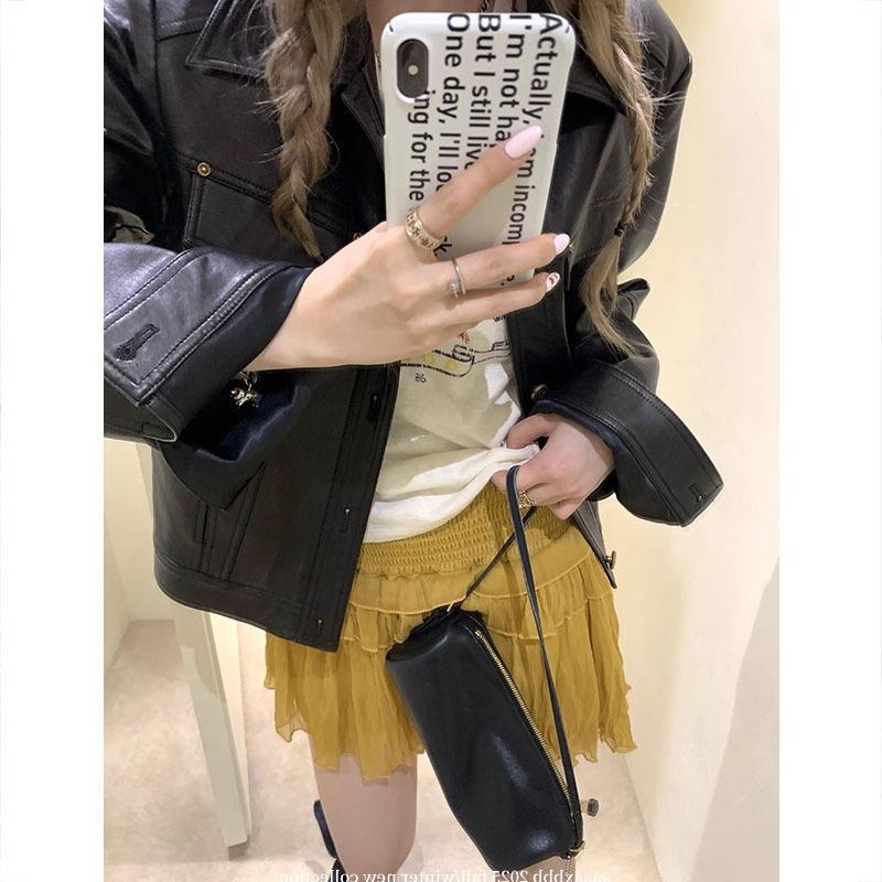Ženska jakna od umjetne kože, ovratnik tipa lapel, prednja kopča s više kopči, patchwork dizajn, streetwear stil, izlazak jeseni 2025