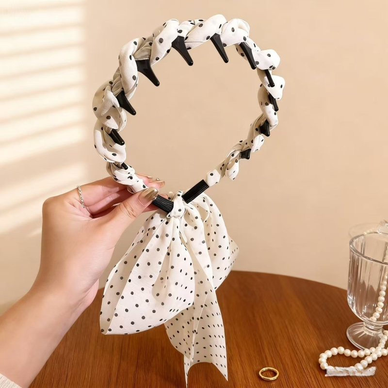 Kézzel készített szövet hajpánt fogazott részekkel, pöttyös mintával – női fejfedő