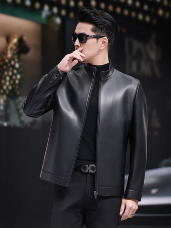 Muška jakna od prave ovčje kože, stojeći ovratnik, zatvarač, uski kroj, kratka duljina