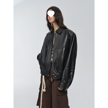 Jachetă din piele de miel cu guler rever, croială în formă A, stil Royal Sister, primăvara 2025