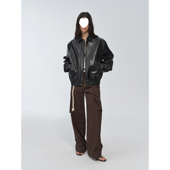 Jachetă din piele de miel cu guler rever, croială în formă A, stil Royal Sister, primăvara 2025