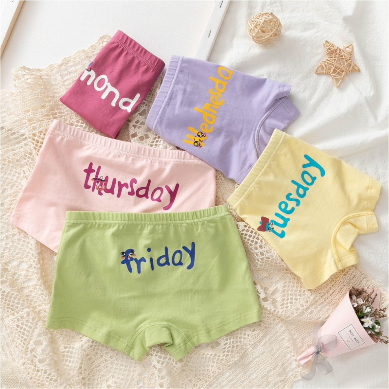 Dječje boxerice za djevojčice od pamuka s cartoon uzorkom, combed pamuk, A razina, 95% pamuk, Xikou, za uzrast 3–8 godina (visina 100–140 cm)