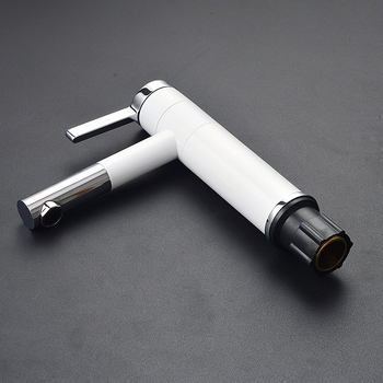 Bakreni slavine za umivaonik, topla i hladna voda, keramički patron, pločni montažni, završna obrada pečenim lakom