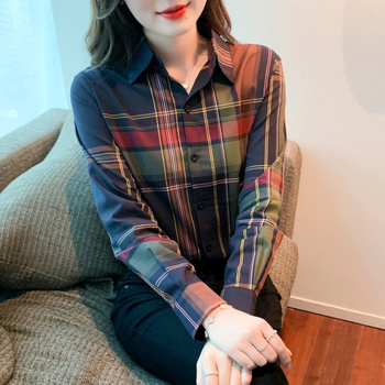 Košulja s kariranim uzorkom, dugi rukavi, polo ovratnik, ravni kroj, jesen 2023