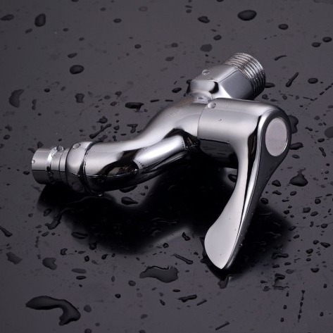 Kuchynský kohút zo zliatiny zinku, model BQ10316, montáž otvorená/skrytá, ovládanie kľúčom, povrch elektroplátovaný