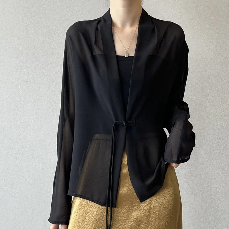 Ženska šifonska cardigan košulja s UV zaštitom, V-izrez, dugi rukavi, front gumbima, lagani ljetni materijal, mješavina šifona-poliester (90–95% šifona), ljetna kolekcija 2024
