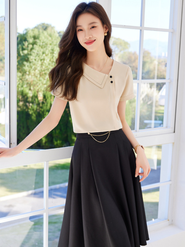 Женска риза за лято 2025: елегантна вталена блуза от полиестер със спандекс, едноцветна, къс ръкав, V-образно деколте