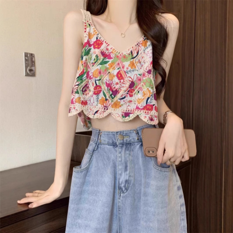 Crochet top s ukrasnim uzorkom – boemski etnički stil, slobodan kroj, dvostruke naramenice, mješavina pamuka 35% / poliester 65%