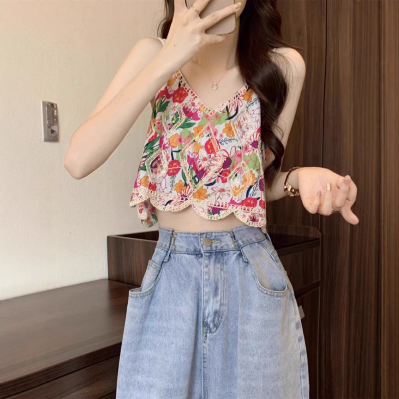 Crochet top s ukrasnim uzorkom – boemski etnički stil, slobodan kroj, dvostruke naramenice, mješavina pamuka 35% / poliester 65%