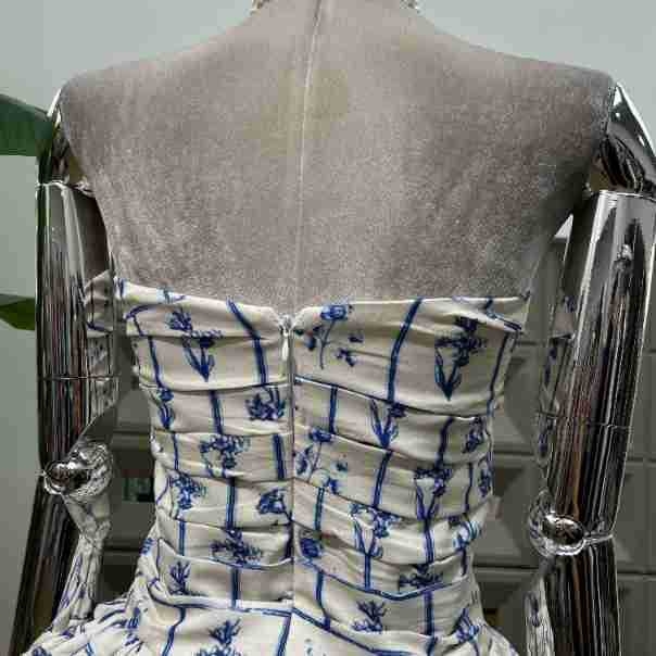 Bez naramenica tube top - uski kroj, kratka duljina, otisak, poliester, ljeto 2025